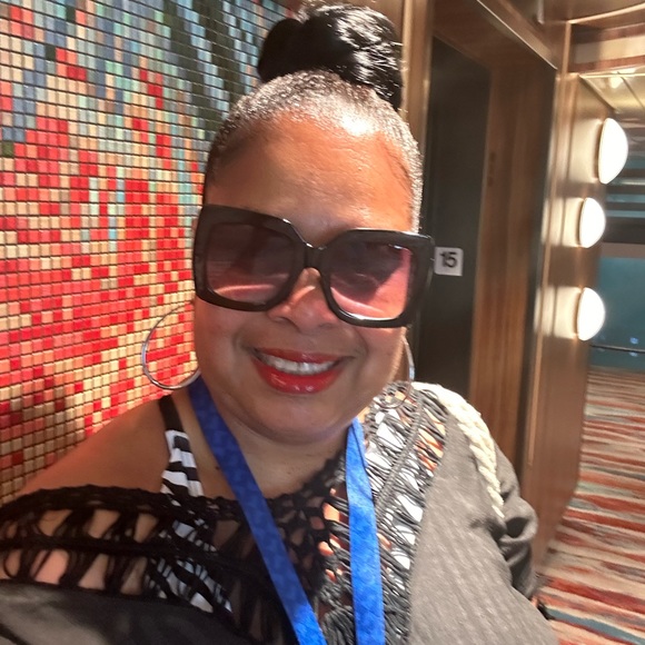 WOMEN SUPPORTING WOMEN MARATHON. FRIDAY DECEMBER 8th 🚂🚂🚂🚂🚂🚂🚂 - Picture 2 of 6